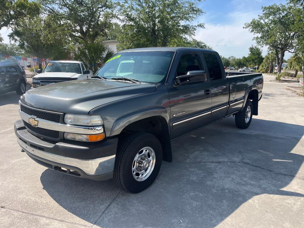 2001 Chevrolet Silverado 1500 2500HD 4WD Extended Cab SWB's photo