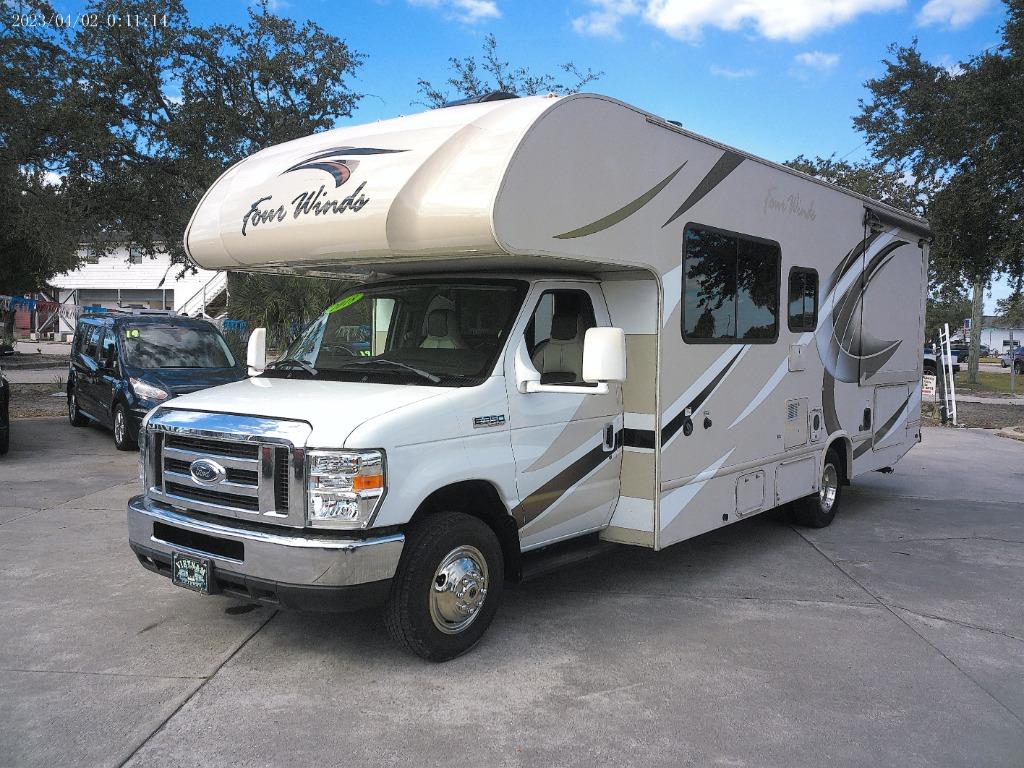 2017 Ford E-Series Cutaway Base's photo