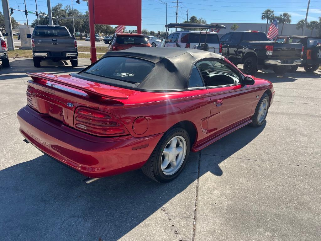 1994 Ford Mustang - Photo 6