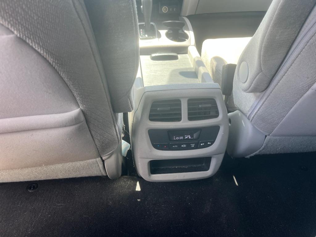 2017 Honda Pilot EX - Photo 12