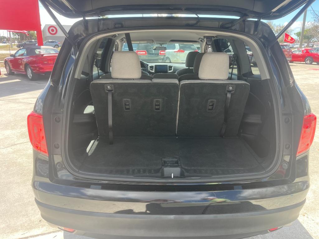 2017 Honda Pilot EX - Photo 14