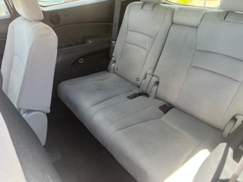 2017 Honda Pilot EX - Photo 11