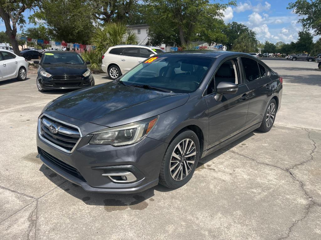 2018 Subaru Legacy 2.5i Premium's photo