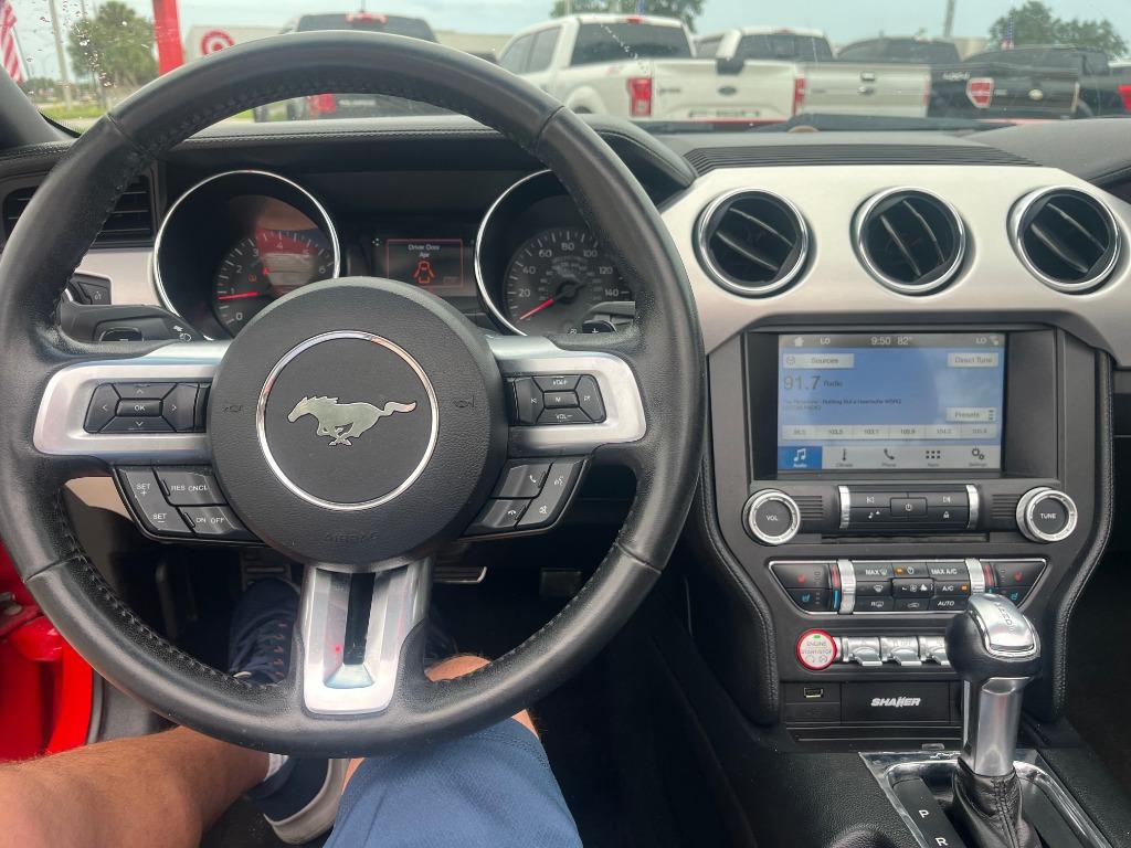 2017 Ford Mustang EcoBoost Premium - Photo 7