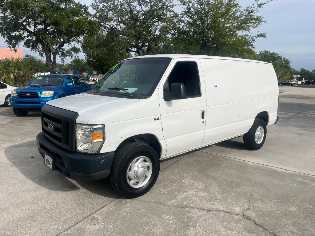 2008 Ford E-Series E-350 Super Duty's photo