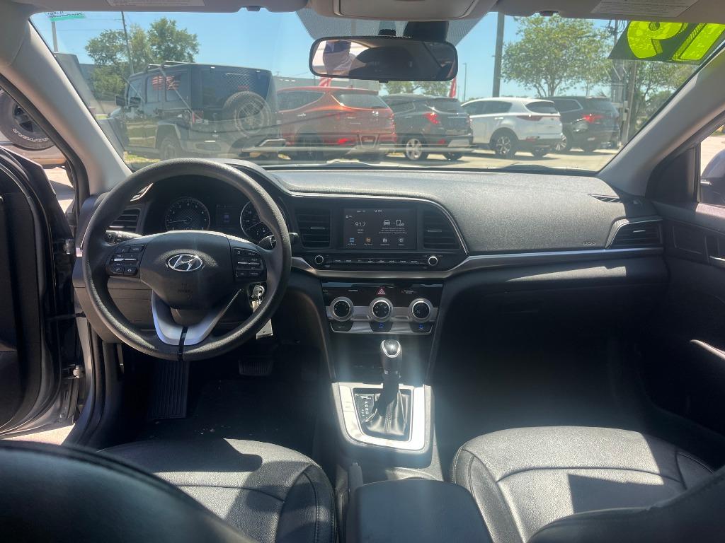 2019 Hyundai Elantra SEL - Photo 10